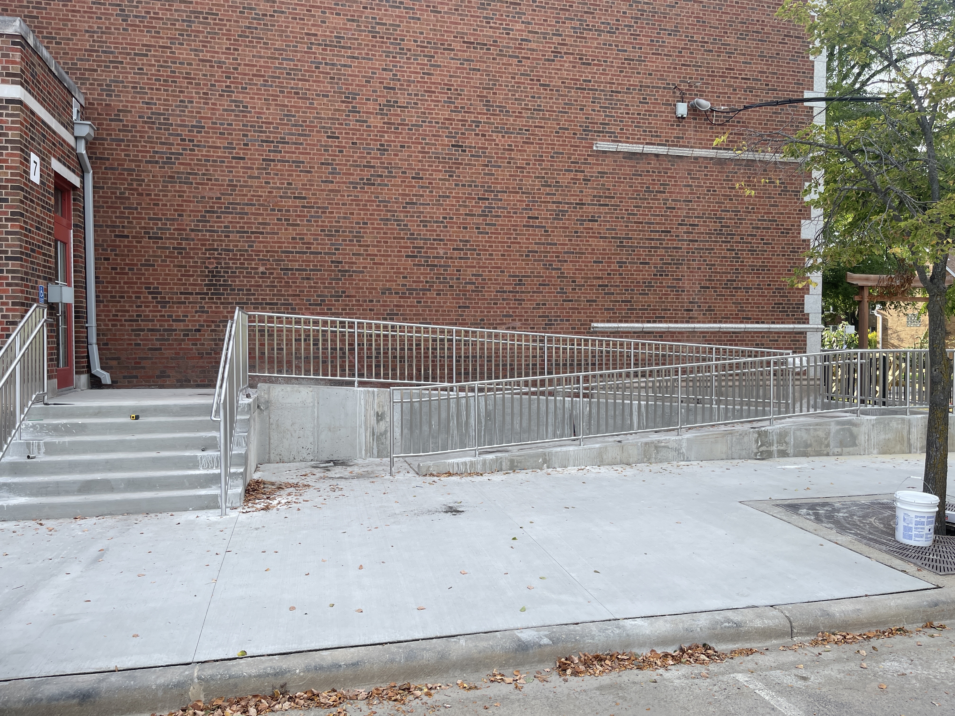 Mezzanine 5